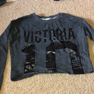 Victoria Sport crop crew neck